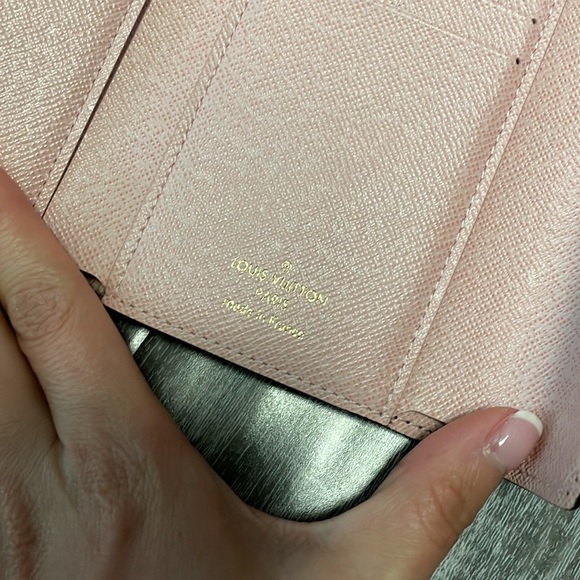 Louis Vuitton Victorine Wallet - Picture 5 of 12